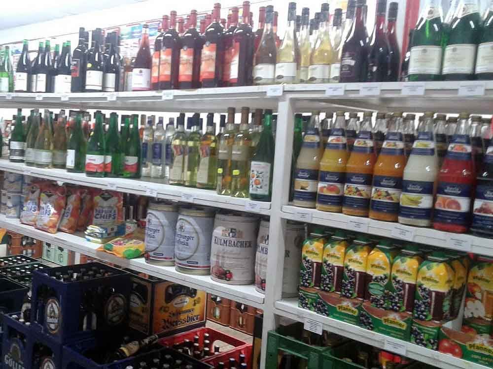 Getränke Center Wagner GmbH, Getränkemarkt, Wiesentheid, Prichsenstadt, Mainstockheim, Schwarzach am Main, Tankstelle Geiselwind, Getränkemärkte, Frei-Haus, Heimdienstplan, freihaus Heimlieferservice, Veranstaltungslieferungen, Getränkeangebot, Getränkeauswahl, Privatbrauereien, alkoholfrei, alkoholisch, Softdrink, Säfte, fränkische Weine, Bier, Gin, Whisky, Whiskey, Getränkehandel