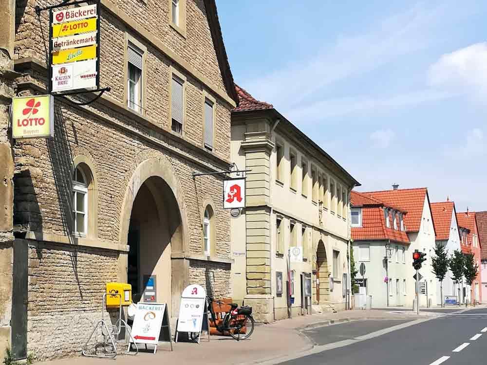 Getränke Center Wagner GmbH, Getränkemarkt, Wiesentheid, Prichsenstadt, Mainstockheim, Schwarzach am Main, Tankstelle Geiselwind, Getränkemärkte, Frei-Haus, Heimdienstplan, freihaus Heimlieferservice, Veranstaltungslieferungen, Getränkeangebot, Getränkeauswahl, Privatbrauereien, alkoholfrei, alkoholisch, Softdrink, Säfte, fränkische Weine, Bier, Gin, Whisky, Whiskey, Getränkehandel