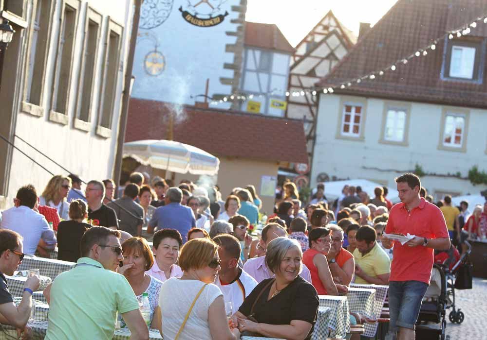 Getränke Center Wagner GmbH, Getränkemarkt, Wiesentheid, Prichsenstadt, Mainstockheim, Schwarzach am Main, Tankstelle Geiselwind, Getränkemärkte, Frei-Haus, Heimdienstplan, freihaus Heimlieferservice, Veranstaltungen, Stadtfeste, Gin, Whisky Tasting, Abtswinder Weinherbst, Königsberger Pfingstfest, Altstadtweinfest Prichsenstadt