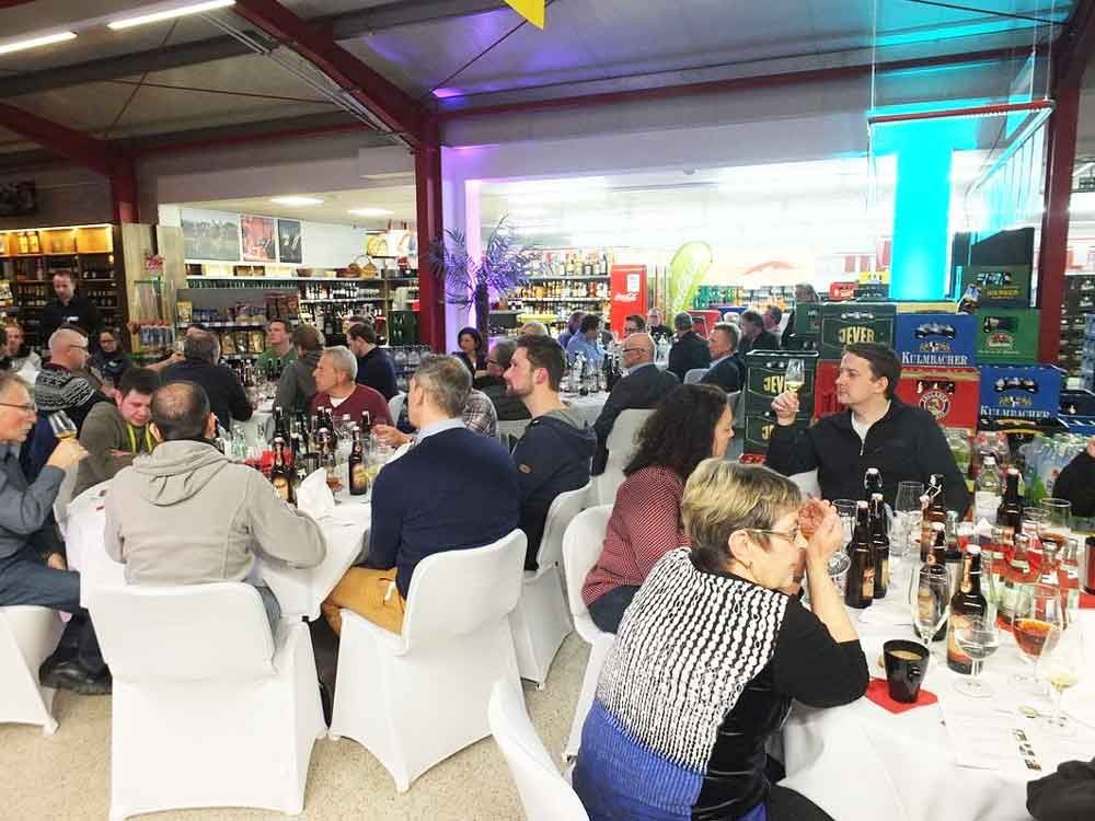 Getränke Center Wagner GmbH, Getränkemarkt, Wiesentheid, Prichsenstadt, Mainstockheim, Schwarzach am Main, Tankstelle Geiselwind, Getränkemärkte, Frei-Haus, Heimdienstplan, freihaus Heimlieferservice, Veranstaltungen, Stadtfeste, Gin, Whisky Tasting, Abtswinder Weinherbst, Königsberger Pfingstfest, Altstadtweinfest Prichsenstadt