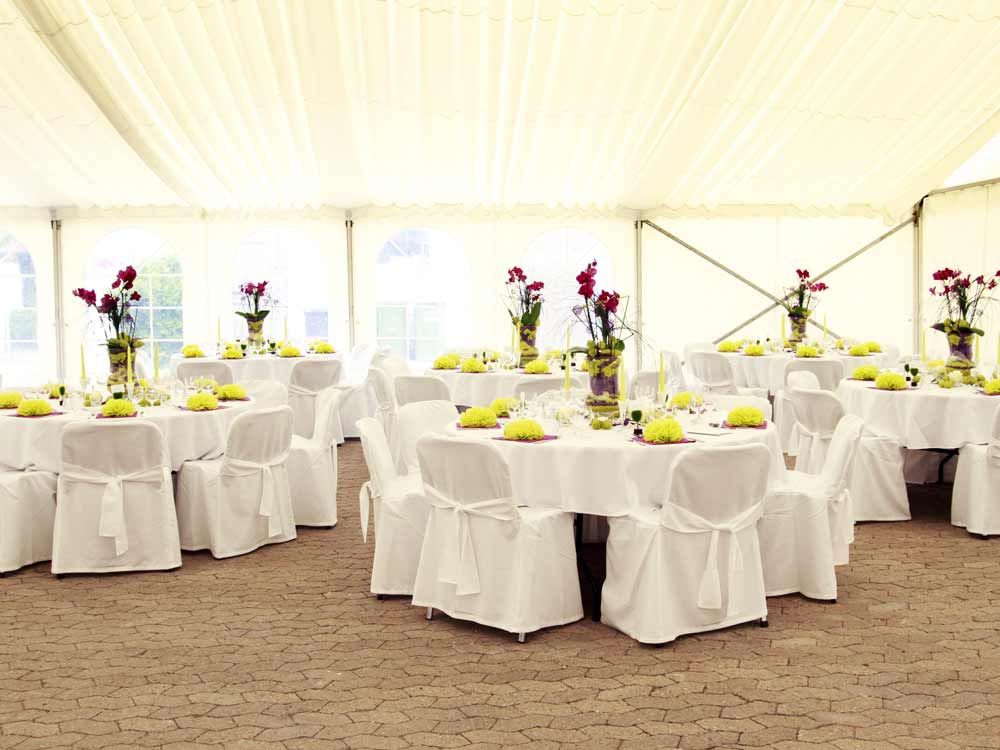 Zeltverleih, Ansprechpartnerinnen für Planung, Terminierung, Abbau, Aufbauhilfe, Bestuhlungspläne, Ausstattung, Großzelte, Eventzelte, Pagoden, Partyzelte, private, Firmenfeiern, Hochzeitszelte, Sternenzelte, Kleinzelte, Partyausstattungen,exklusives Partyzubehör, Festservice, Region Mainfranken, Würzburg, Schweinfurt, Unterfranken, Metropolregion Nürnberg Fürth Erlangen, Getränke Center Wagner GmbH, Getränkemarkt, Wiesentheid, Prichsenstadt, Frei-Haus, Heimdienstplan, freihaus Heimlieferservice, Veranstaltungslieferungen, Service, Getränkeangebot, Getränkeauswahl, Veranstaltungen