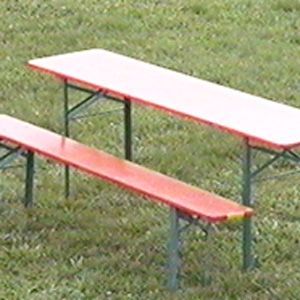 Getränke Center Wagner GmbH, Wiesentheid, Prichsenstadt, Partyausstattungen, Ausschank, Beleuchtung, Lichtanlagen, Zeltboden, Schankanlagen, Kühlung, Heizung, Stuhlhusse, Tische, Stühle, Toilettenwagen, Gläser, exklusives Partyzubehör, Festservice, Stuhl klappbar, Chromstuhl, Banketstühle, Stapelstuhl blau, Barhocker, Hocker, Bänke, Banketttisch lang rund, Garnituren, Klappmöbel, Bistrostehtisch, Tischdecke, Bankauflage, Damastservietten, Sitzkissen, Loungemöbel