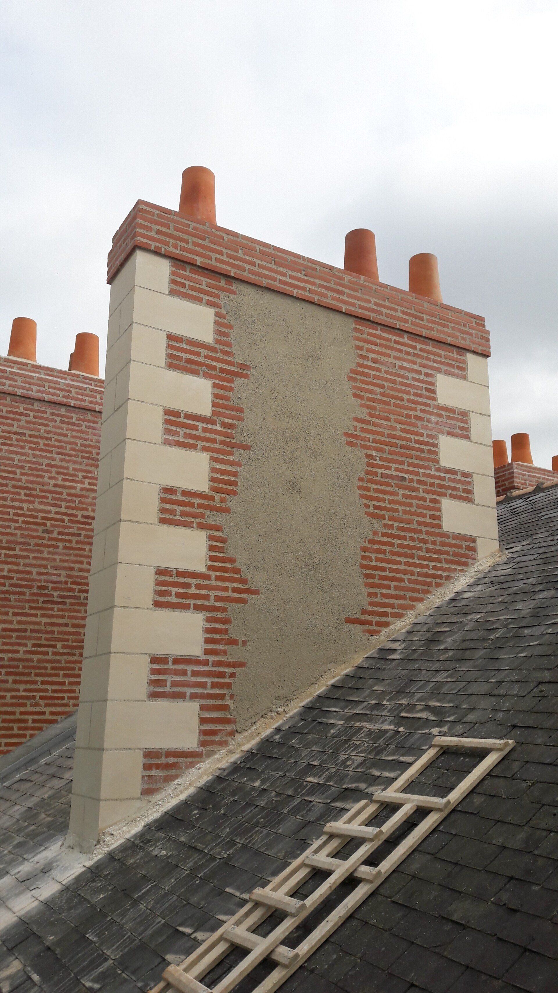 Cambronne souche de cheminée terminée