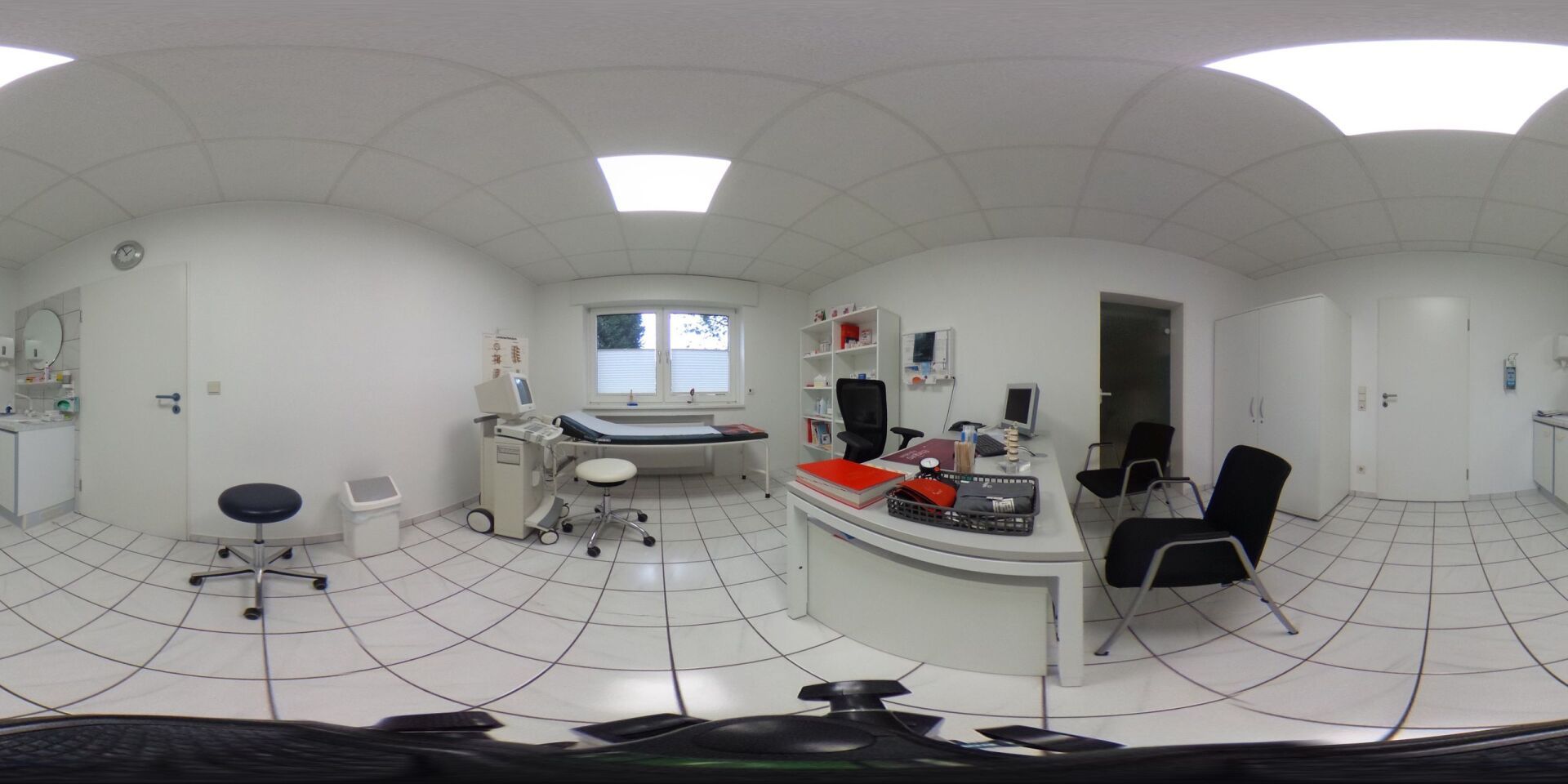 Praxisraum bei Helmut Strickling Facharzt für Allgemeinmedizin