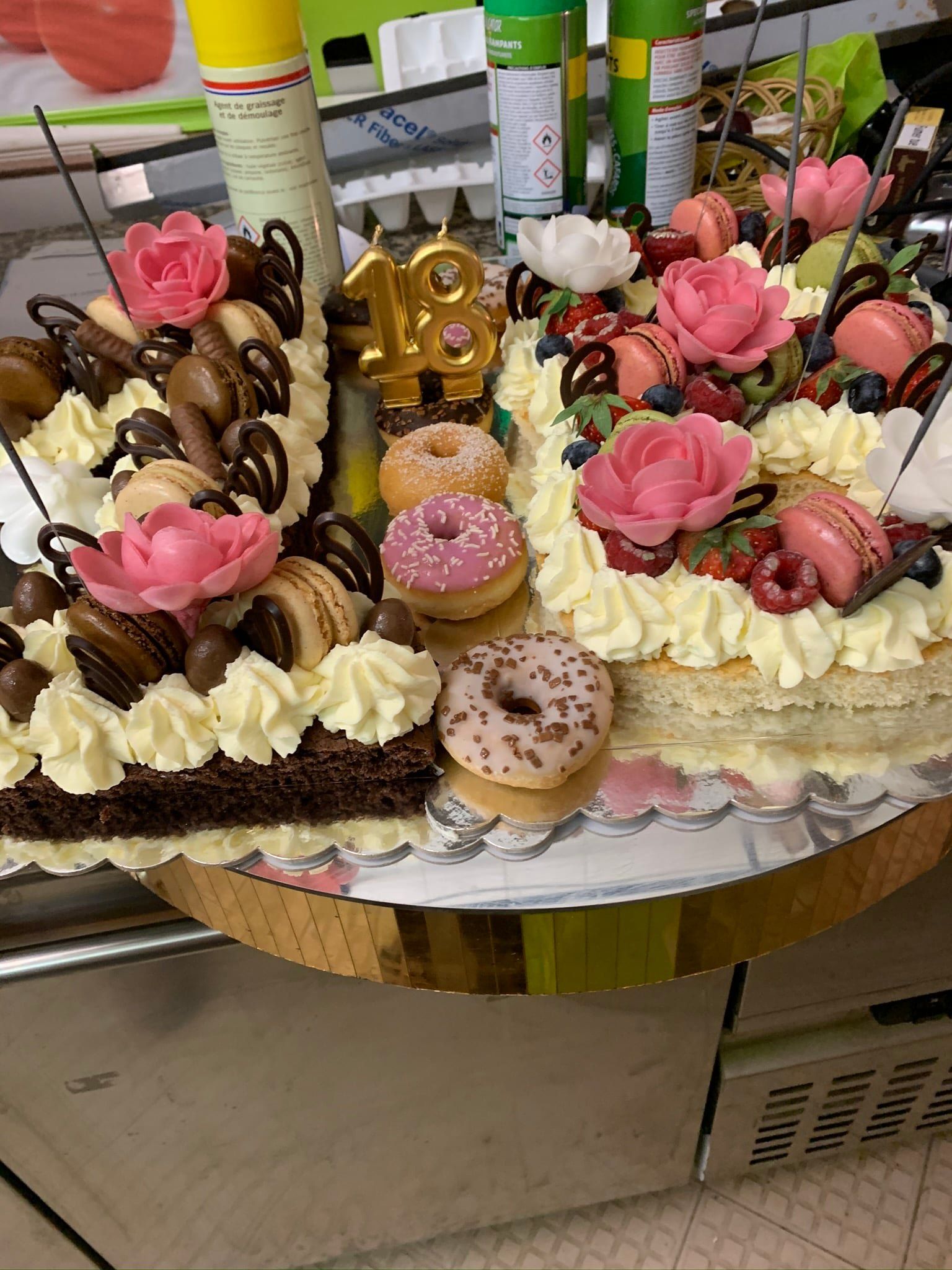 Gâteau anniversaire 18 ans