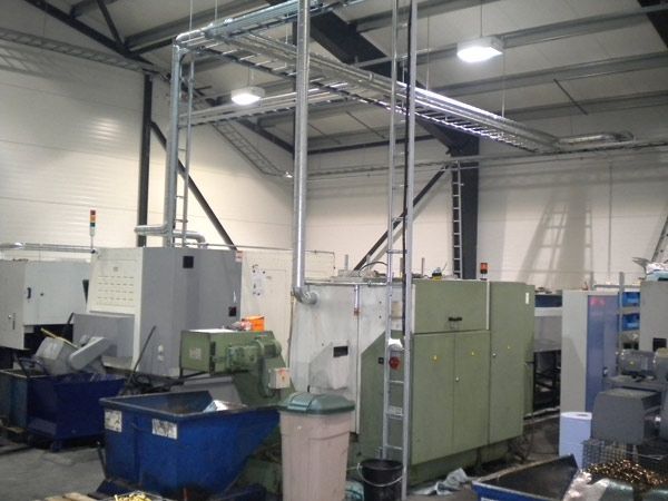 Teollisuuden laitteita