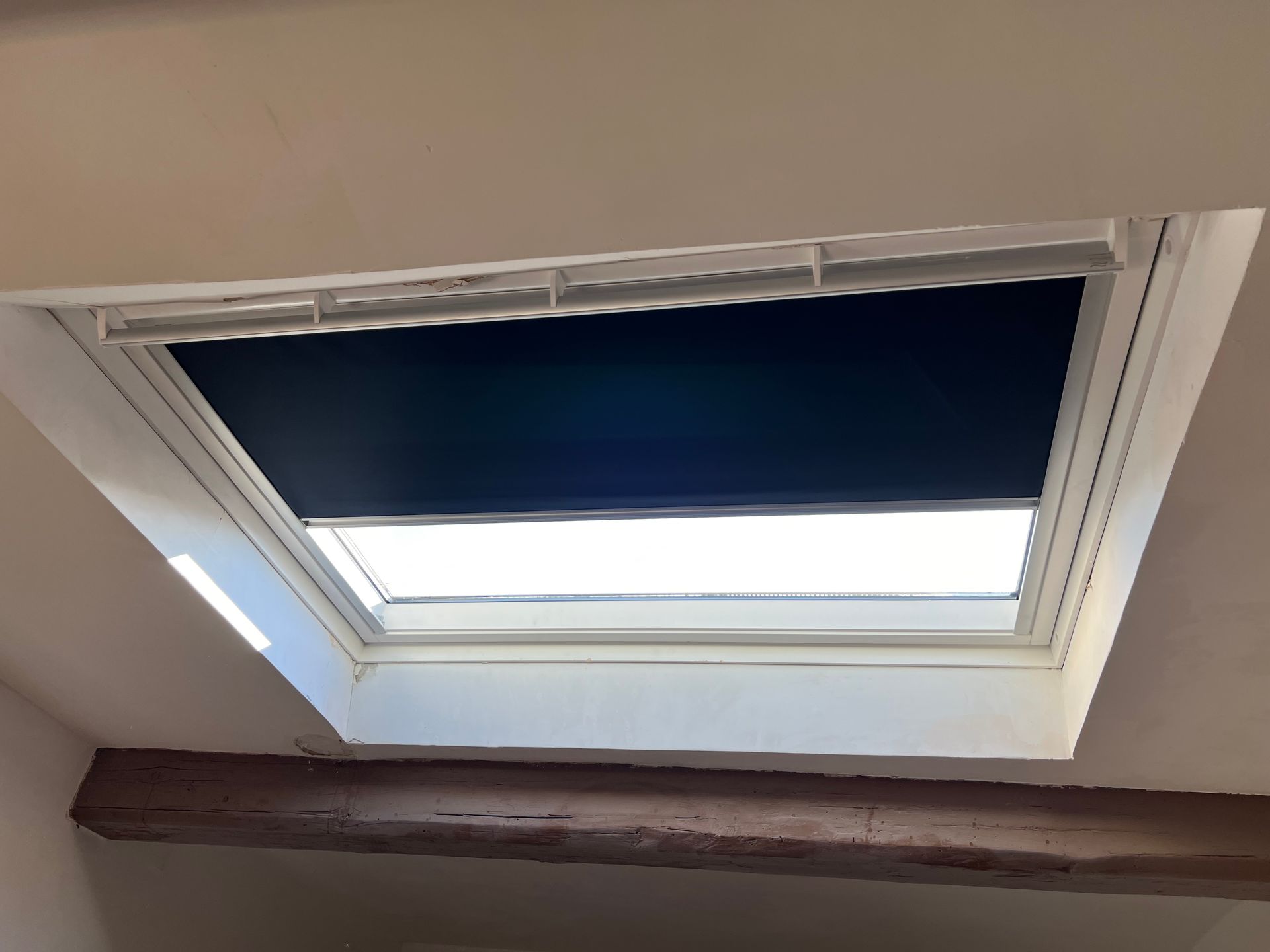 Photo d'une fenêtre de toit