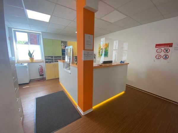 Empfangsbereich von Praxis für Kinder- und Jugendmedizin Jasmin Lidgett