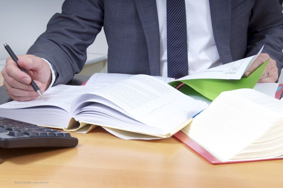 Anwalt für Arbeitsrecht nahe Regensburg