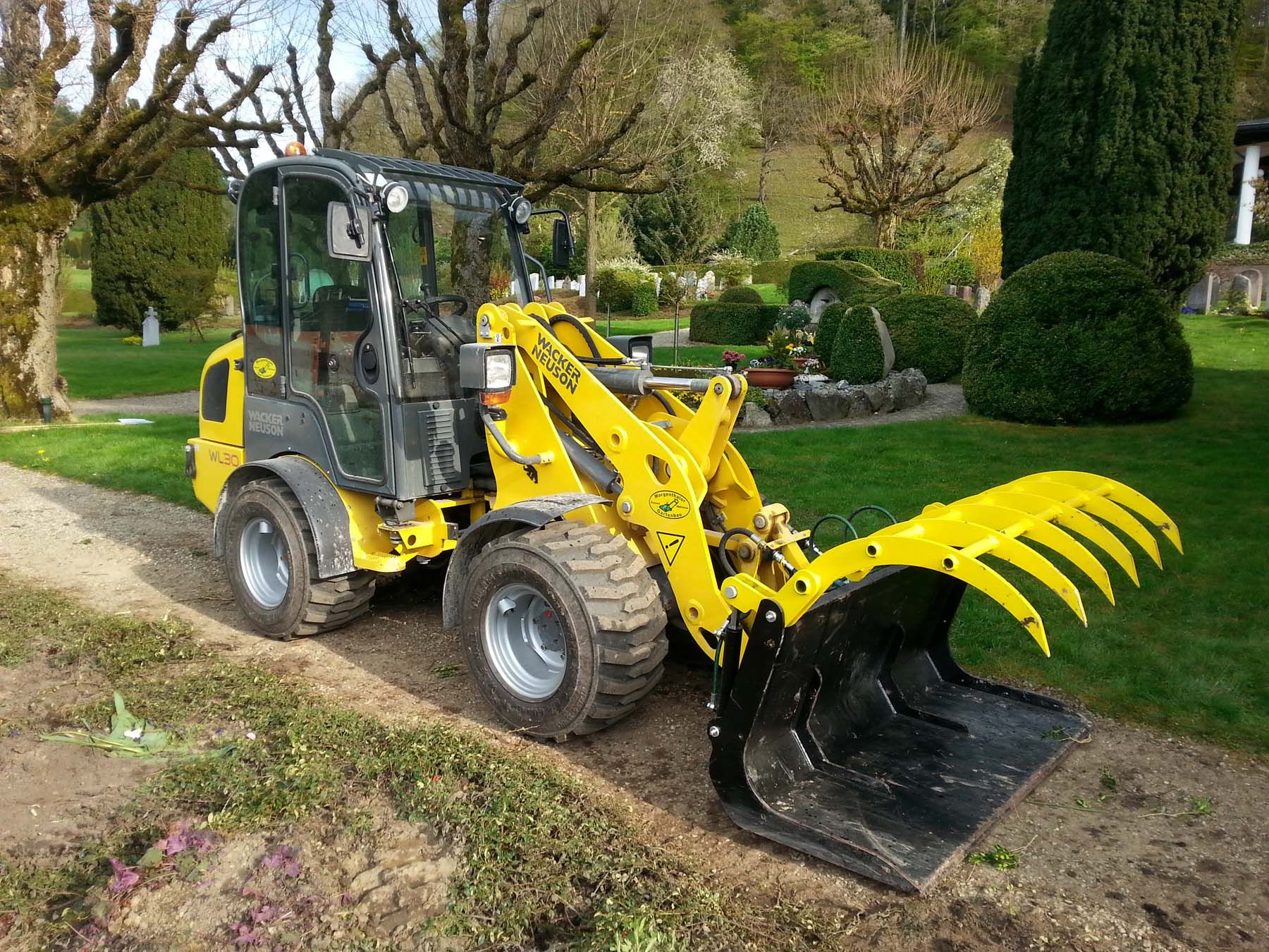 Gartenunterhalt - Morgenthaler Gartenbau in Busswil b. Melchnau