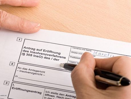 Antrag Eröffung Insolvenzverfahren wird ausgefüllt