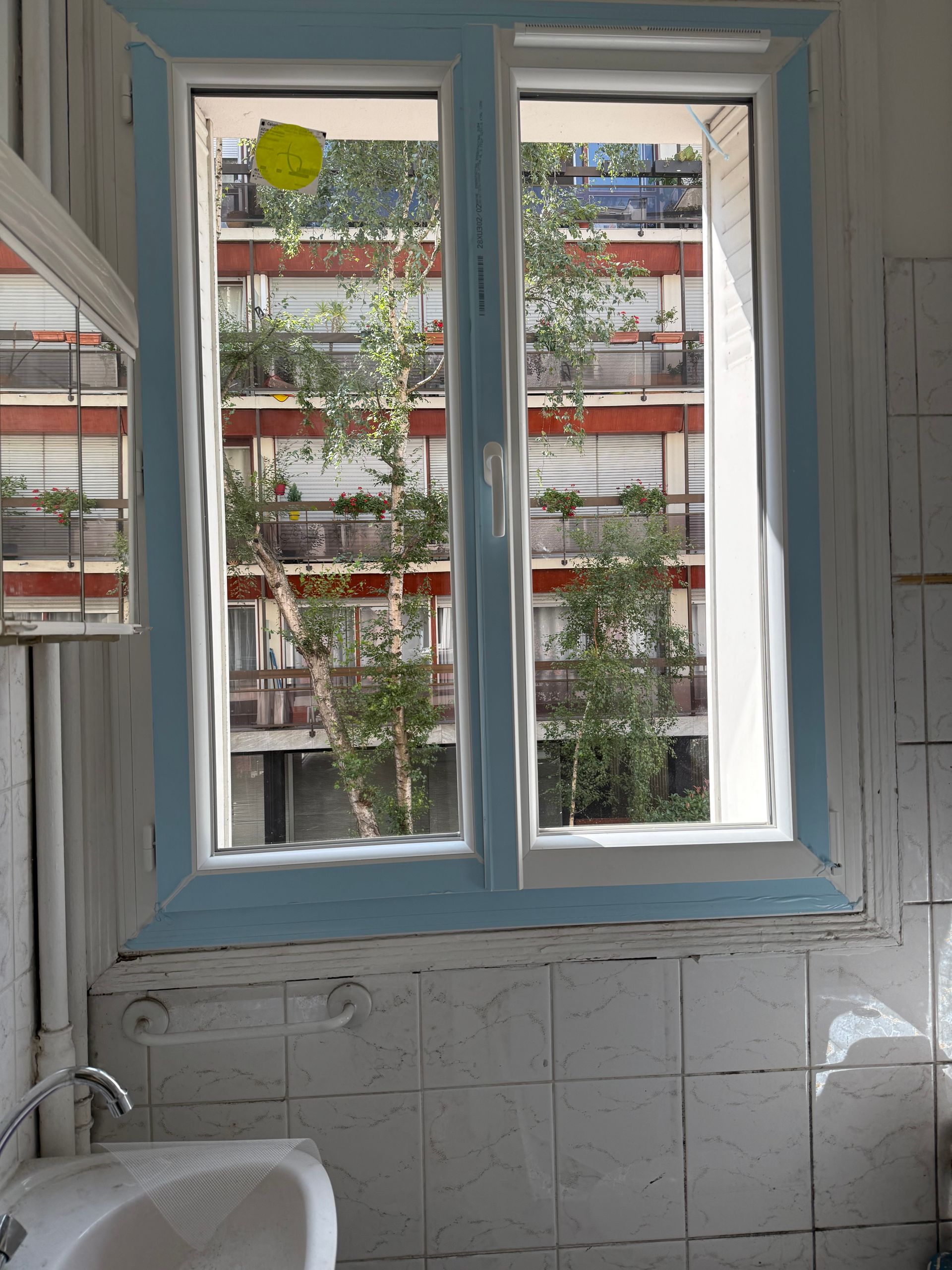 Fenêtre en PVC à double vitrage