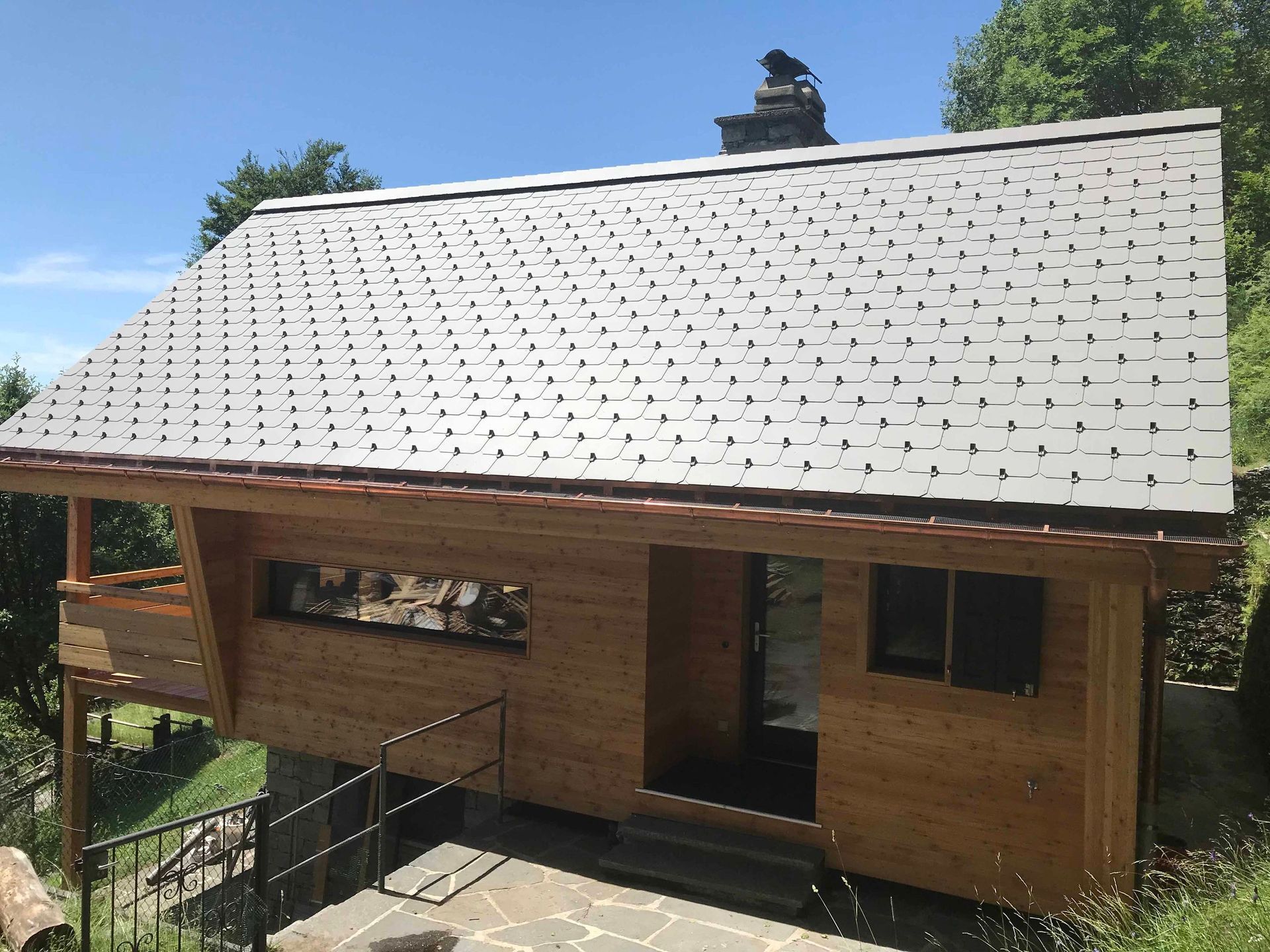 Casa in legno con tetto - Accento Service Caslano