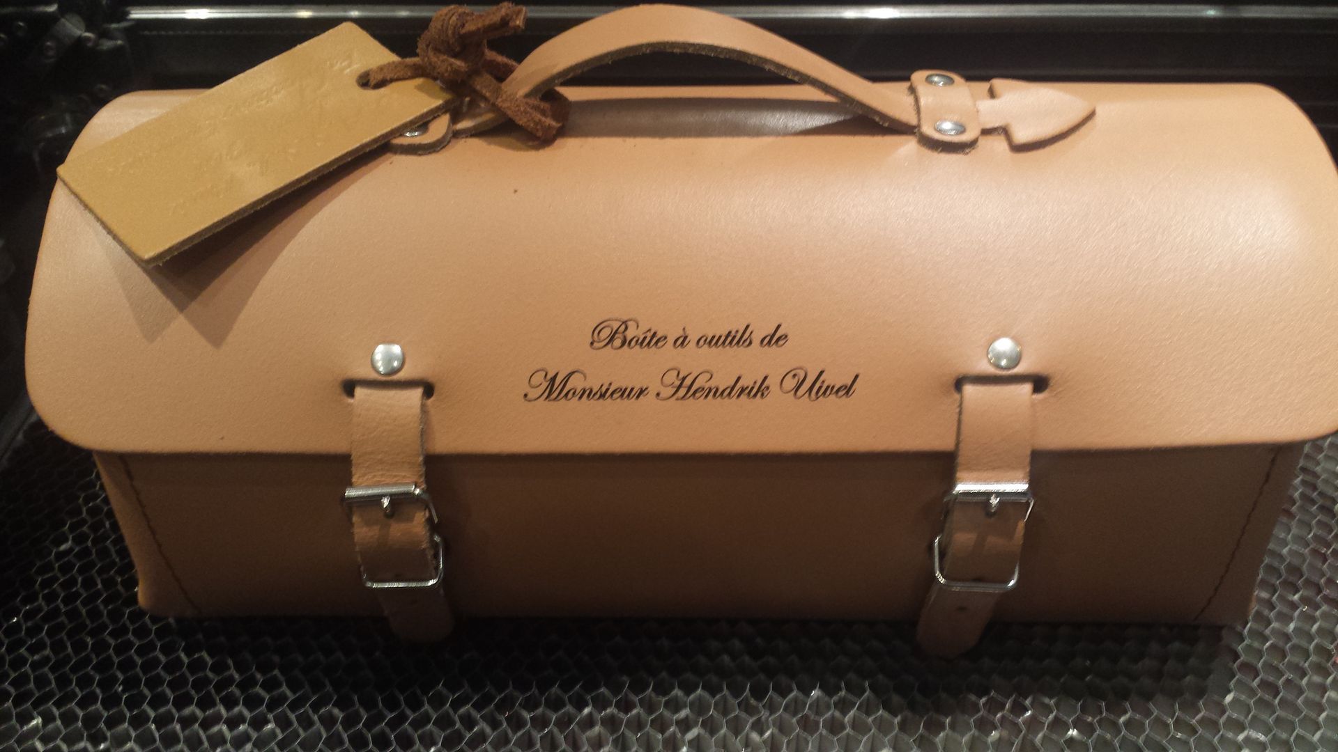 Sac gravé ''boîte à outils de Monsieur Hendril Vivel''