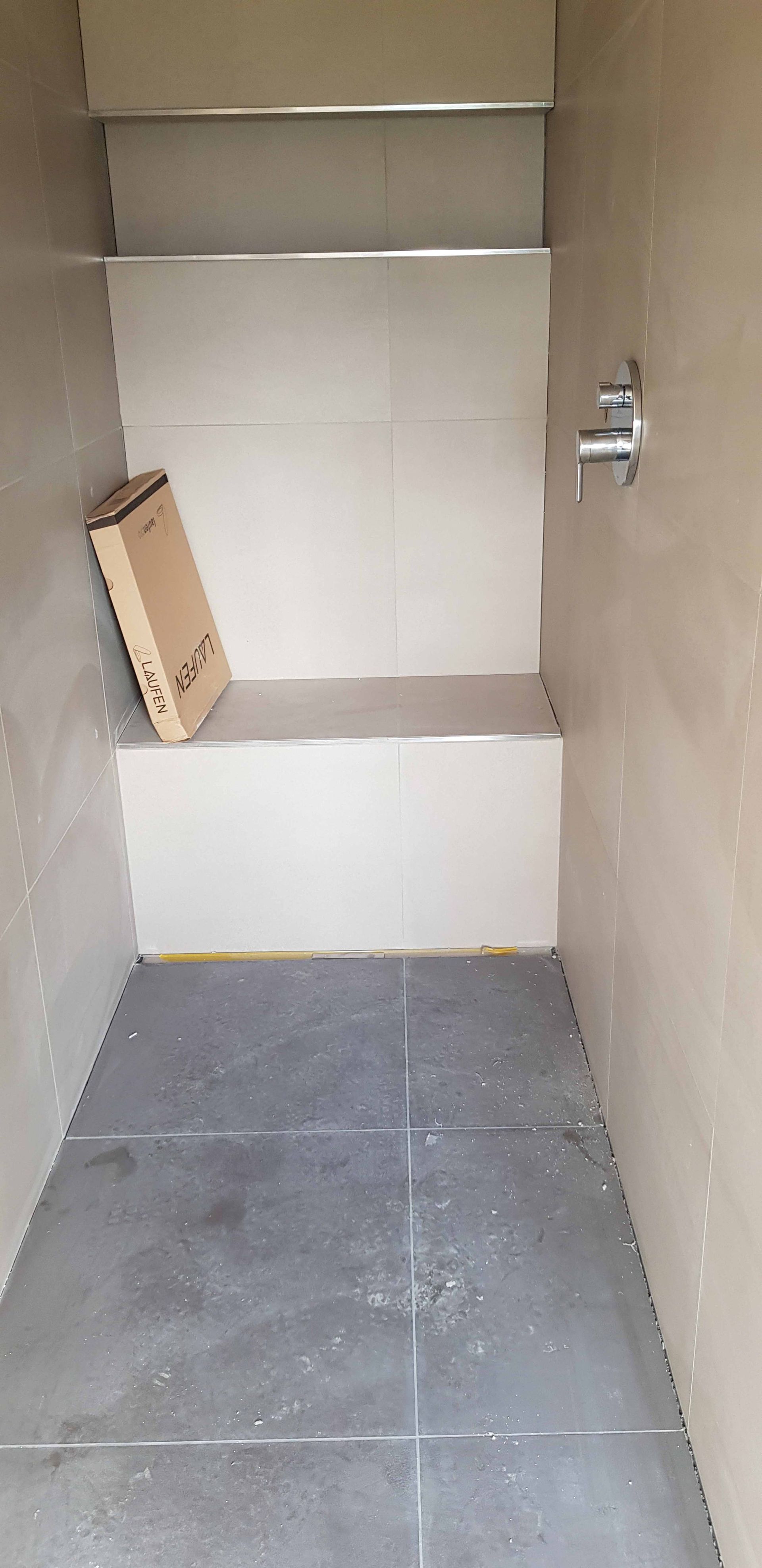 RenRu Plättli GmbH - Bad – Kollbrunn