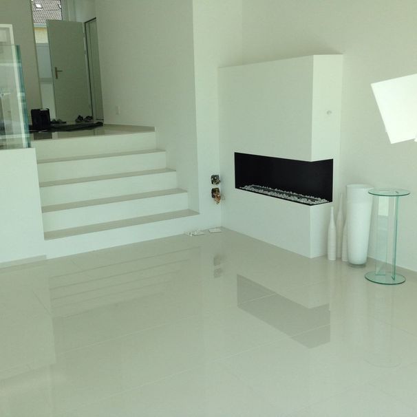 RenRu Plättli GmbH Keramische Plattenbeläge, Natursteinbeläge & Mosaikbeläge