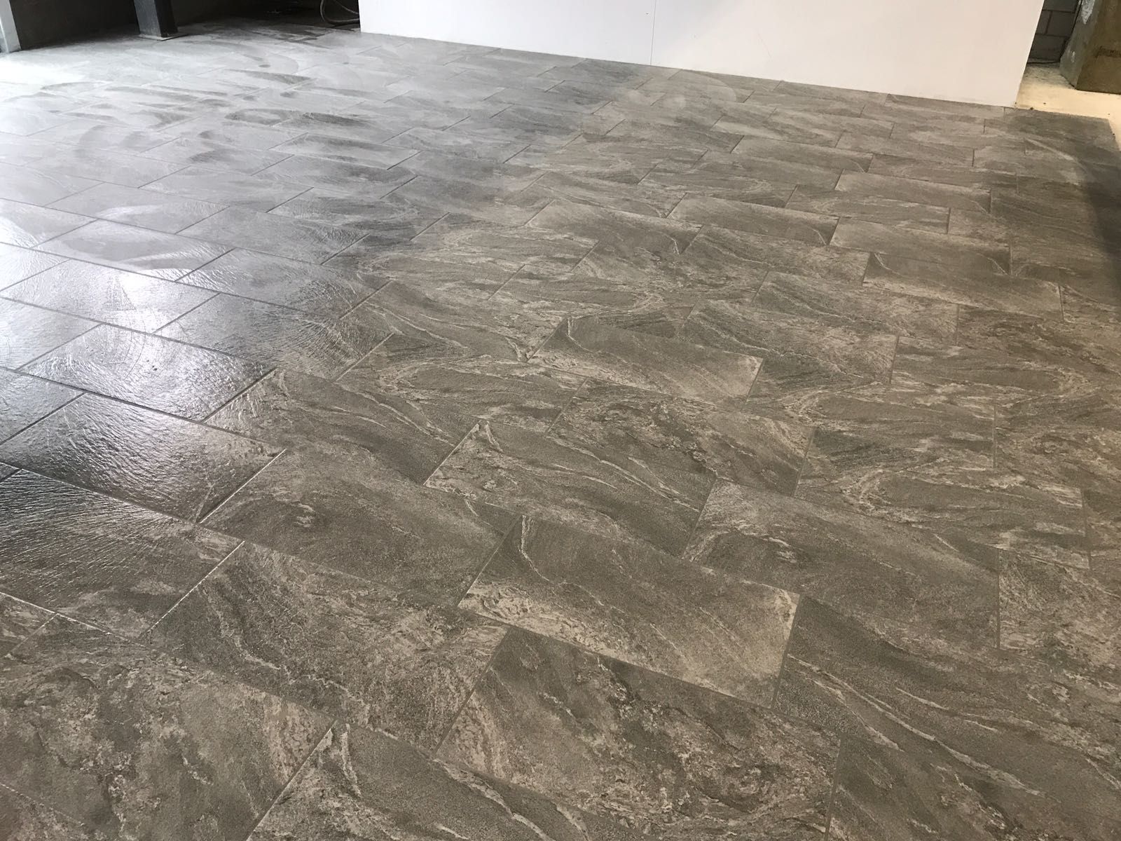 RenRu Plättli GmbH - Ess- & Wohnbereich – Kollbrunn