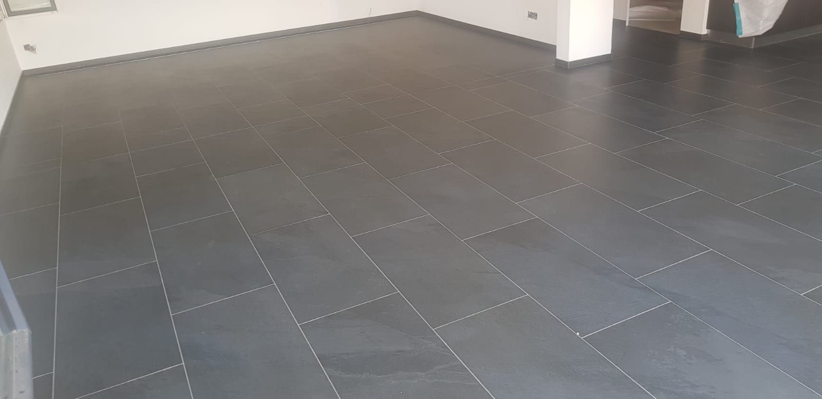 RenRu Plättli GmbH - Ess- & Wohnbereich – Kollbrunn