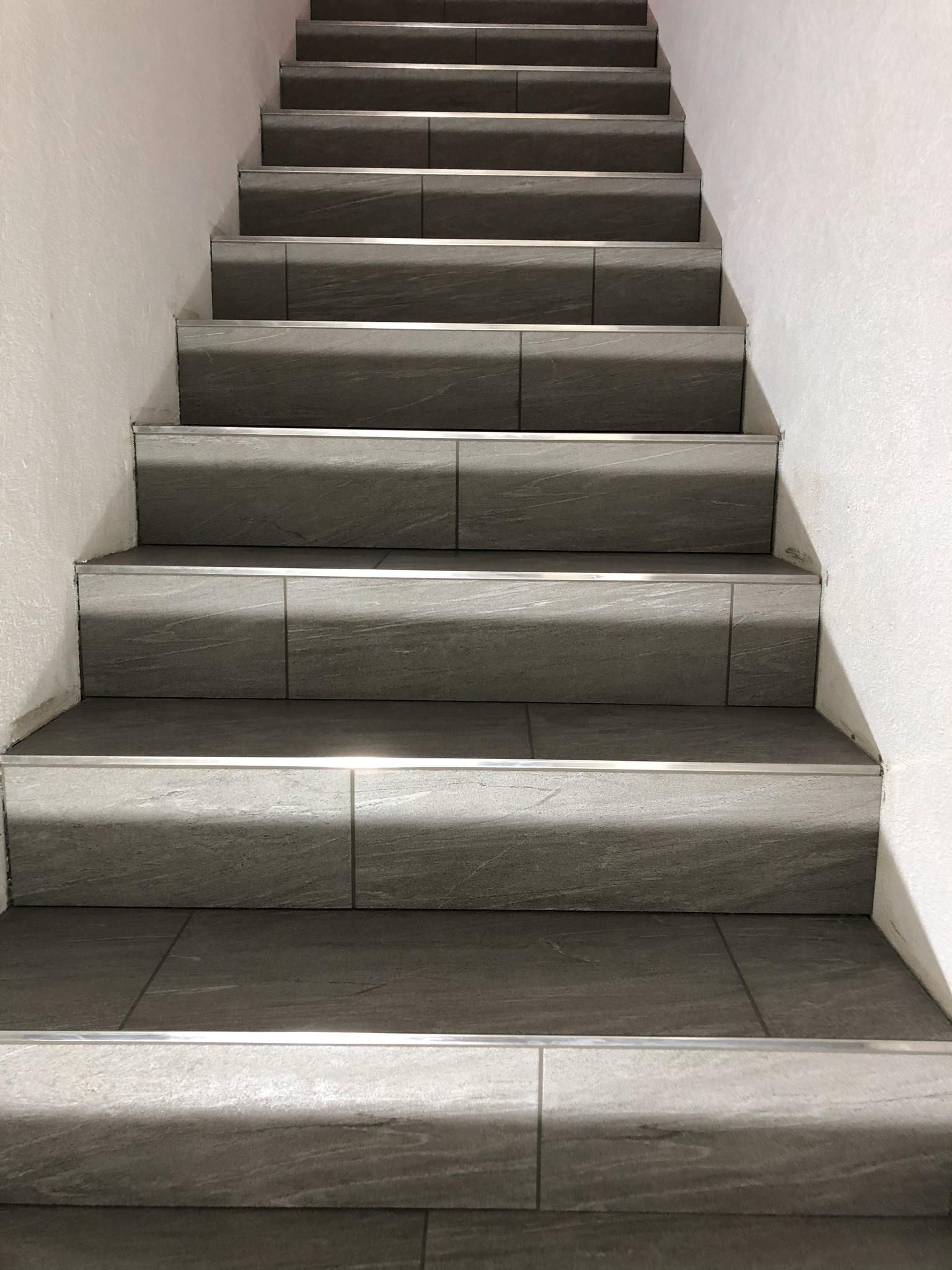 RenRu Plättli GmbH - Ess- & Wohnbereich – Kollbrunn