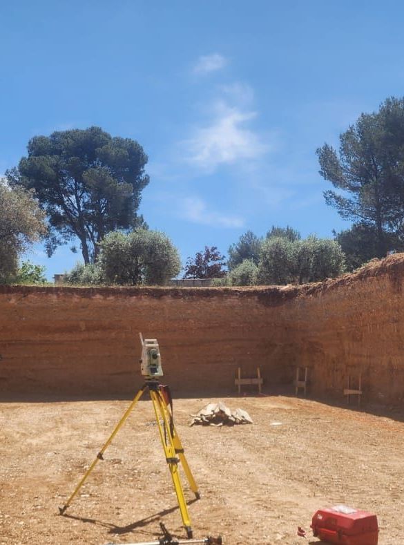 Géomètre à Pertuis – Relevés de Terrain SD Decerle