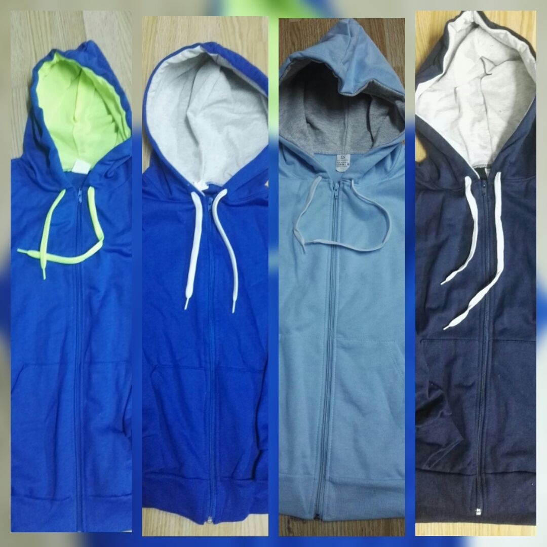 Un collage de cuatro sudaderas con capucha de diferentes colores.