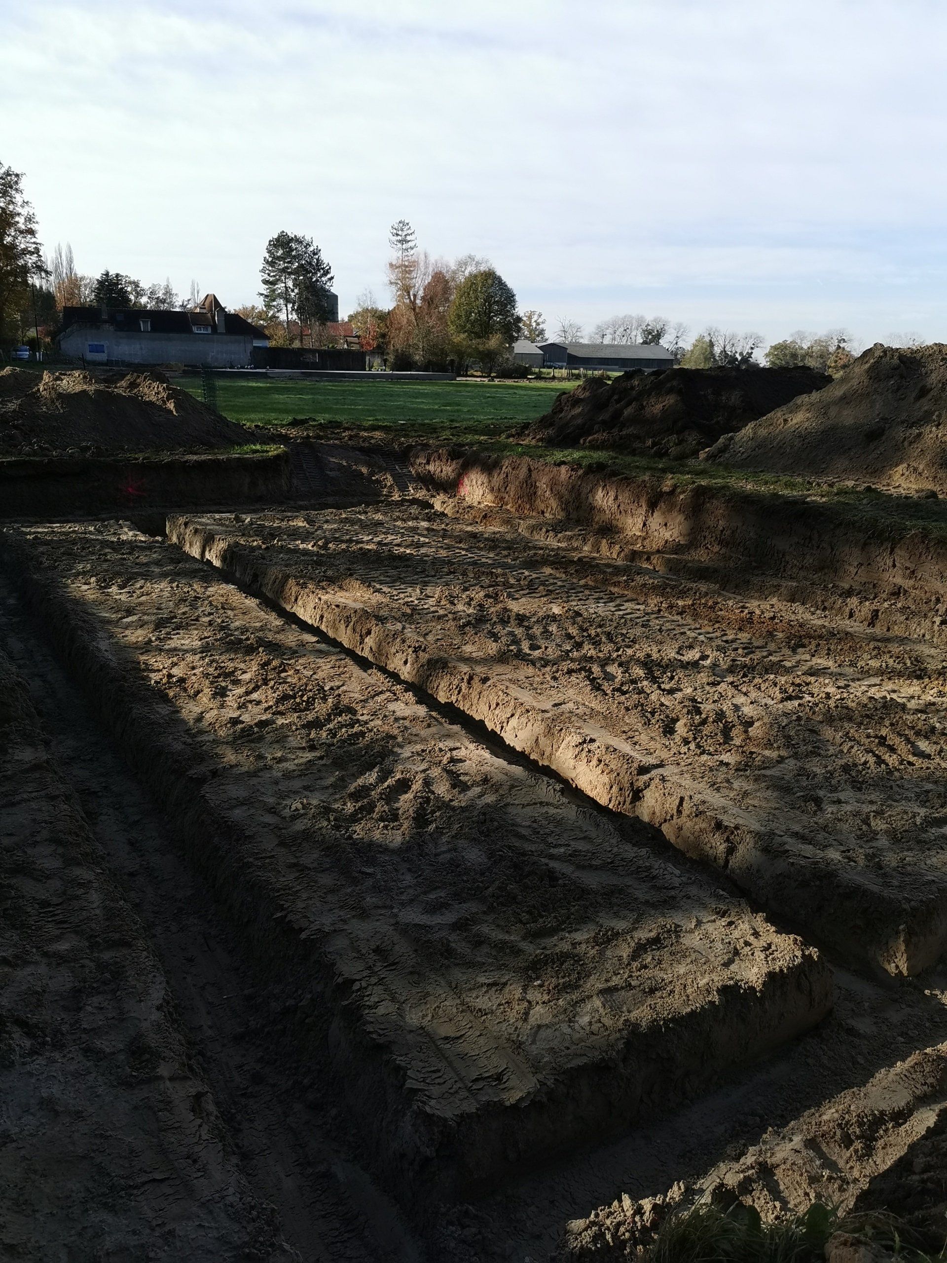 Creusage de tranchées pour canalisations