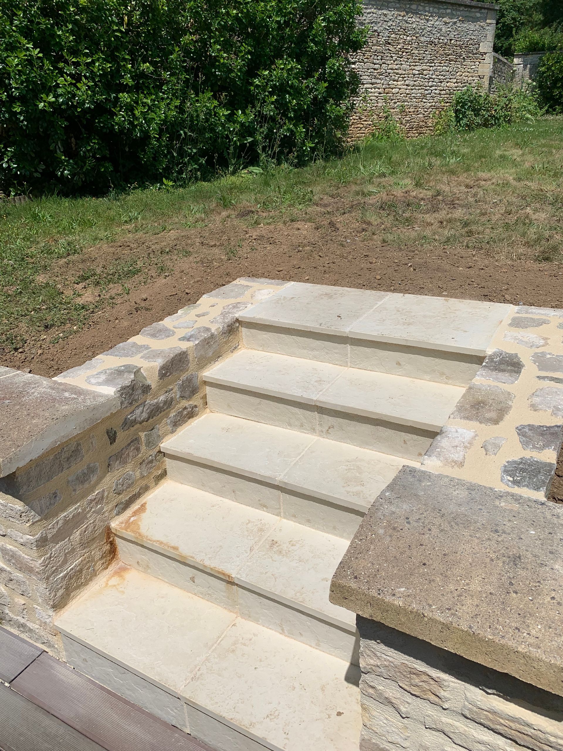 Des escaliers en béton