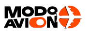Logotipo de MODO AVION en negro y naranja con un avi&oacute;n estilizado dentro de la &ldquo;O&rdquo;.