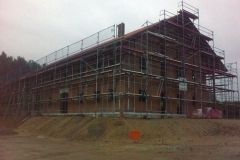 Gerüstbau mit Dachfanggericht