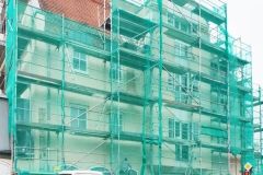 Fassadengerüst mit Fangnetz
