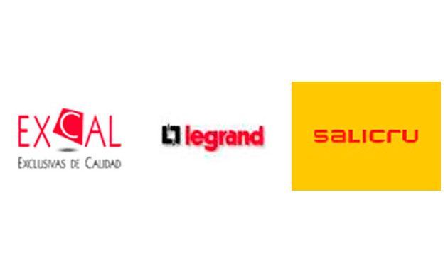Logotipos de tres empresas: Excal, Legrand y Salicru. El de Excal es rojo y blanco, el de Legrand es negro y rojo, y el de Salicru es naranja y amarillo.