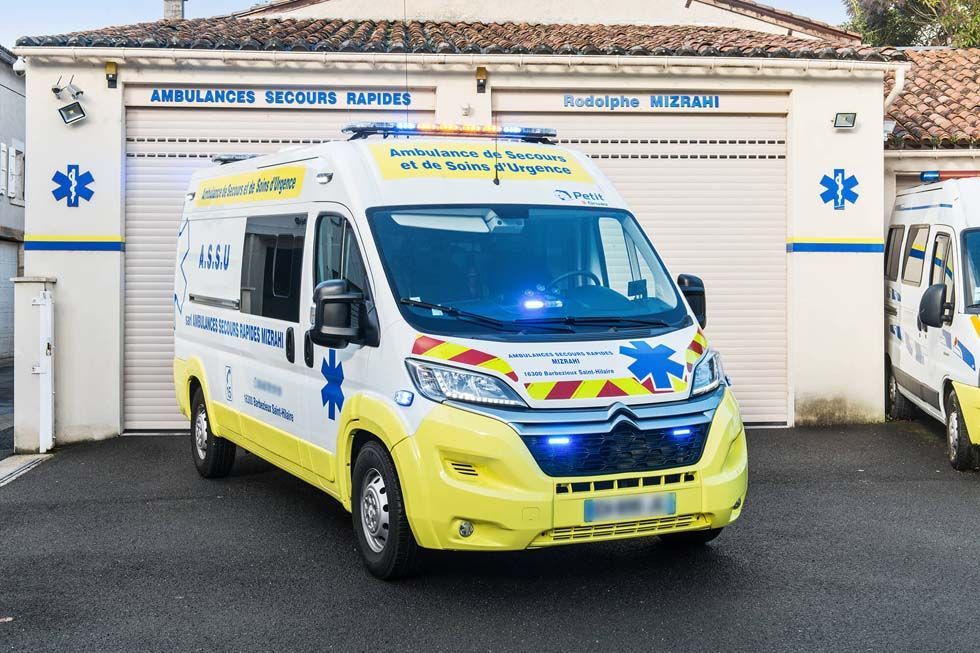 Ambulance de profil