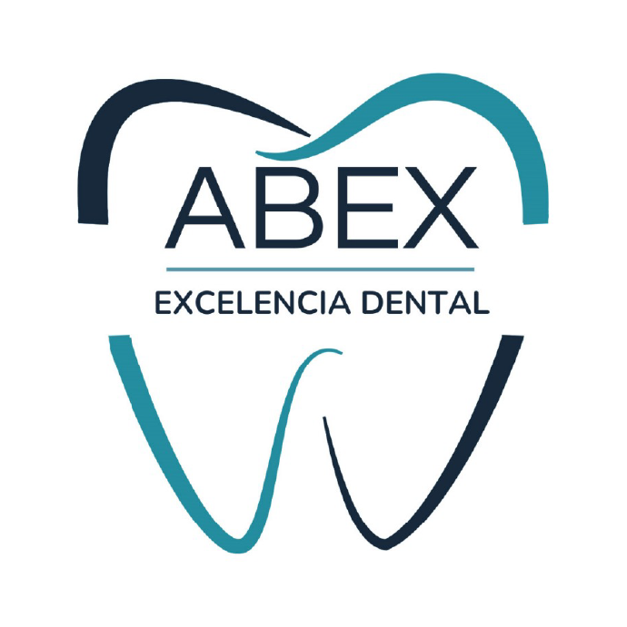 El logotipo de Abex Excelencia Dental tiene un diente en forma de corazón.