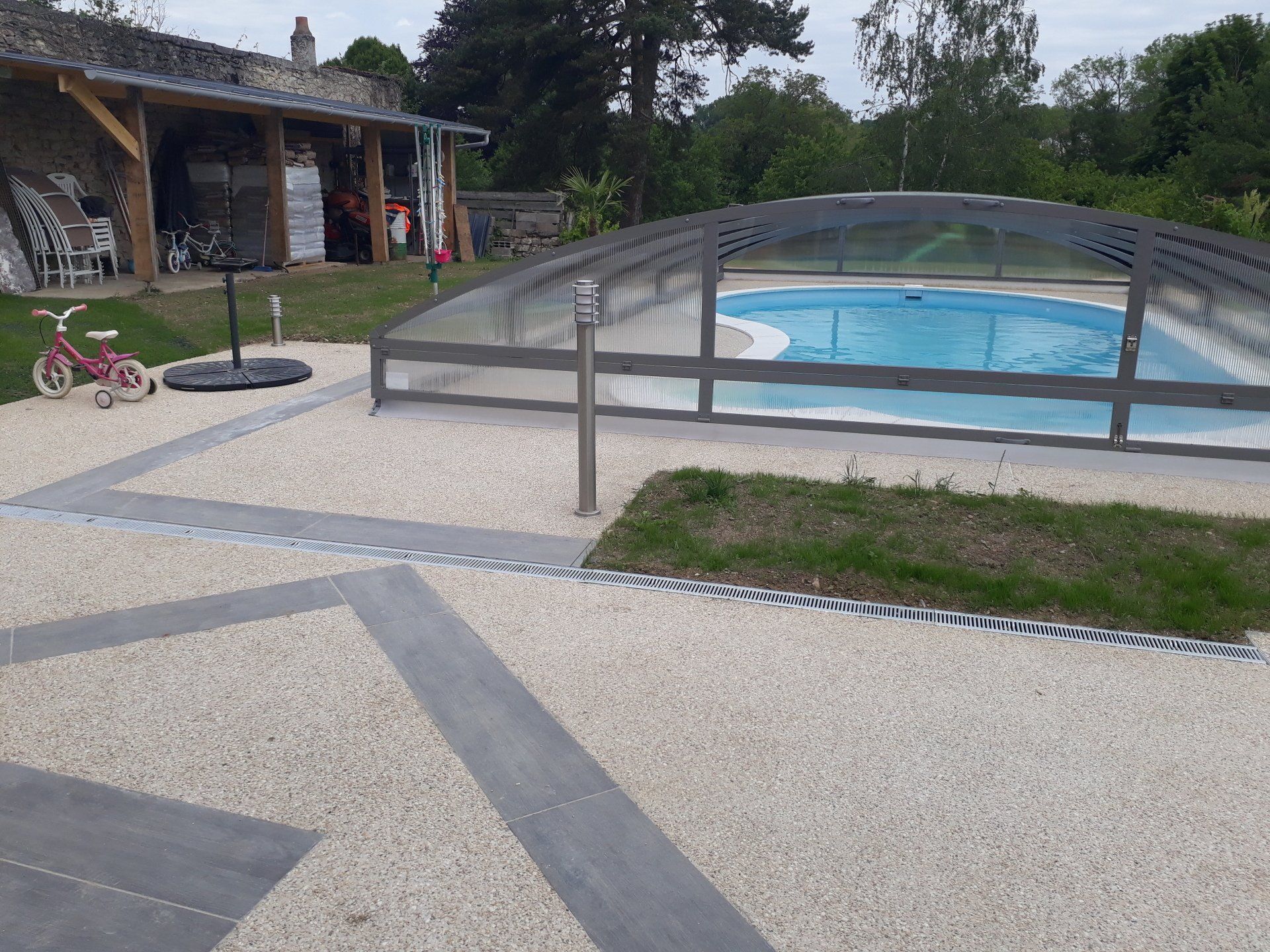 Piscine enterrée couverte