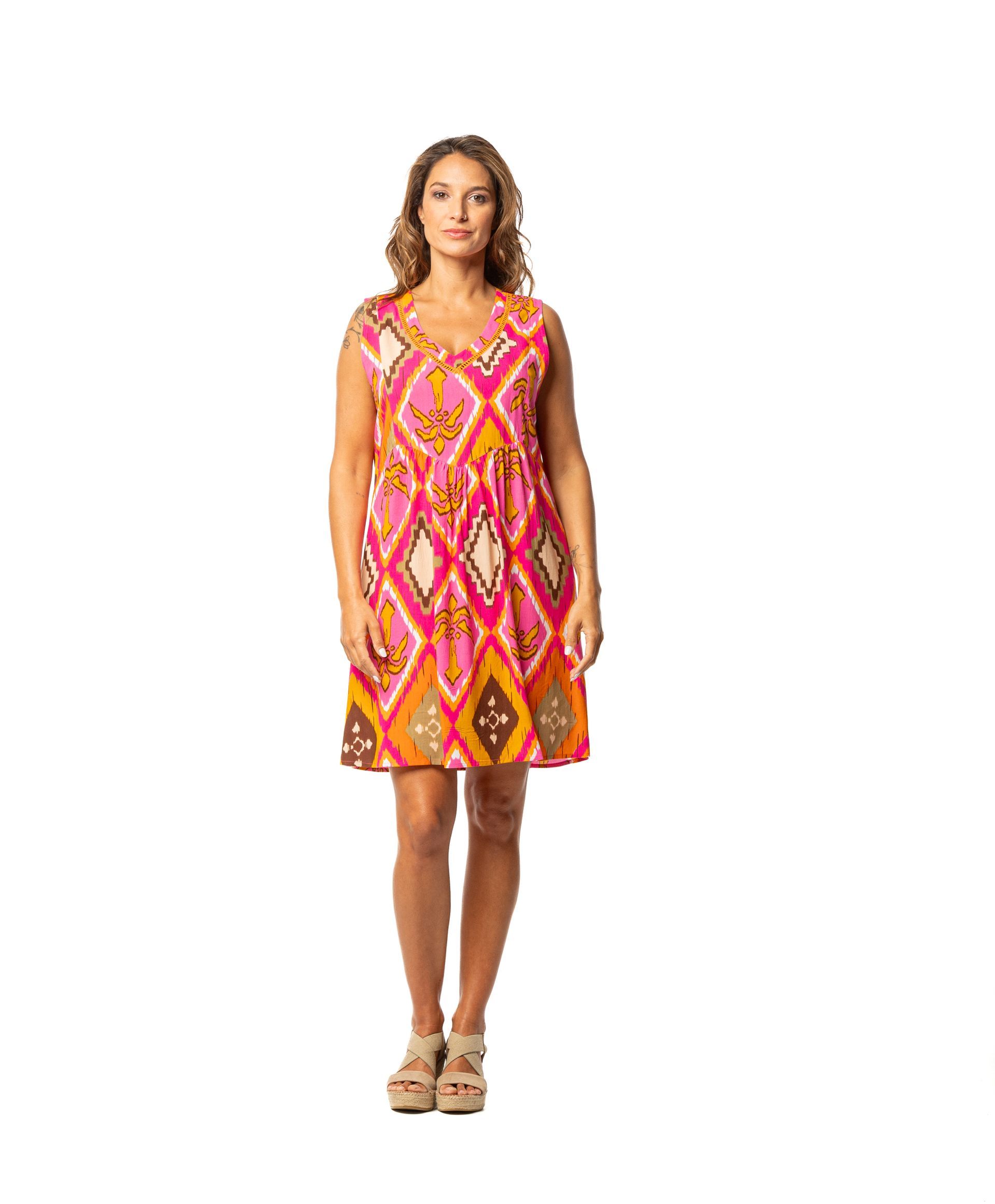 Mujer vestida con playero sin mangas, ideal para verano