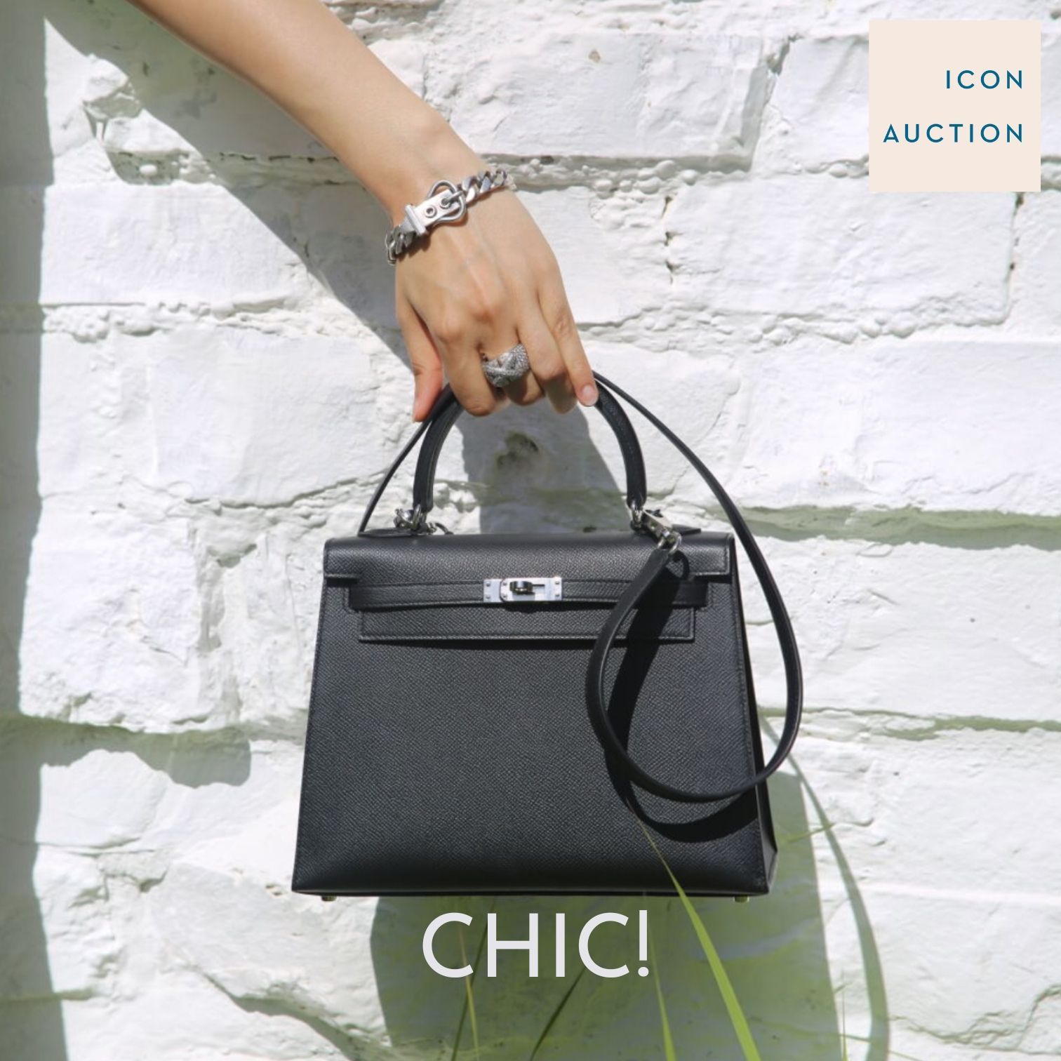 sac à main Kelly Hermès , bracelet Hermès, bague Chaumet