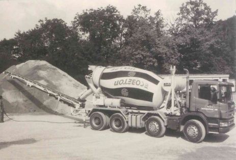 ancien camion malaxeur