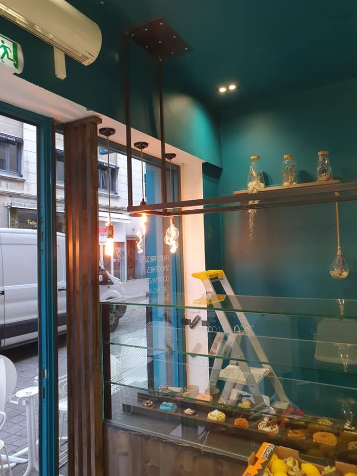 Travaux de rénovation électrique dans un restaurant