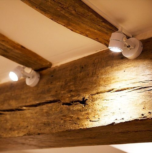 Pose de spot lumineux