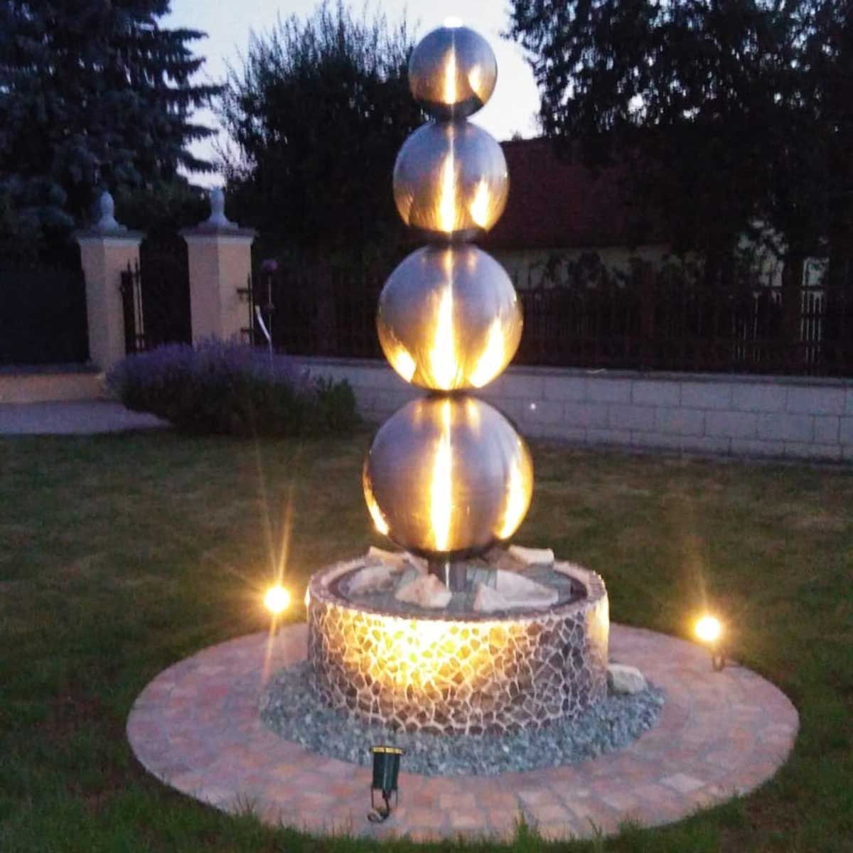 Brunnen & Kamine & Feuerstellen & Ellypsen