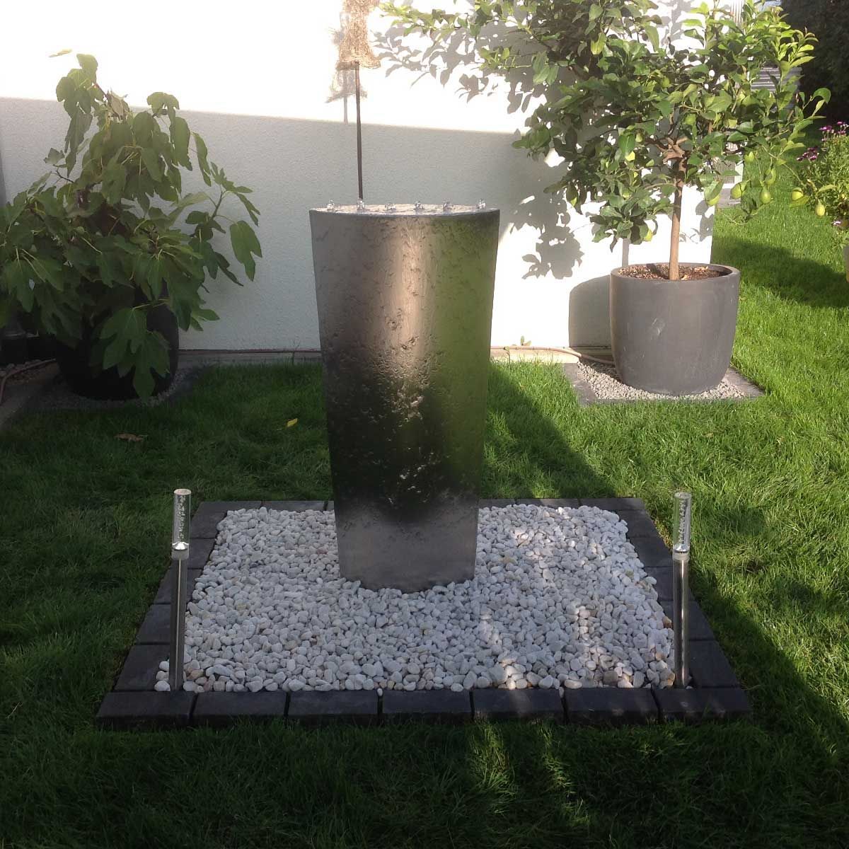 Brunnen & Kamine & Feuerstellen & Ellypsen