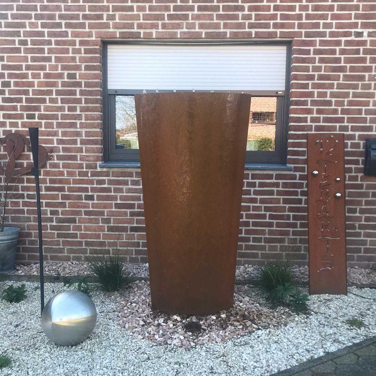 Brunnen & Kamine & Feuerstellen & Ellypsen