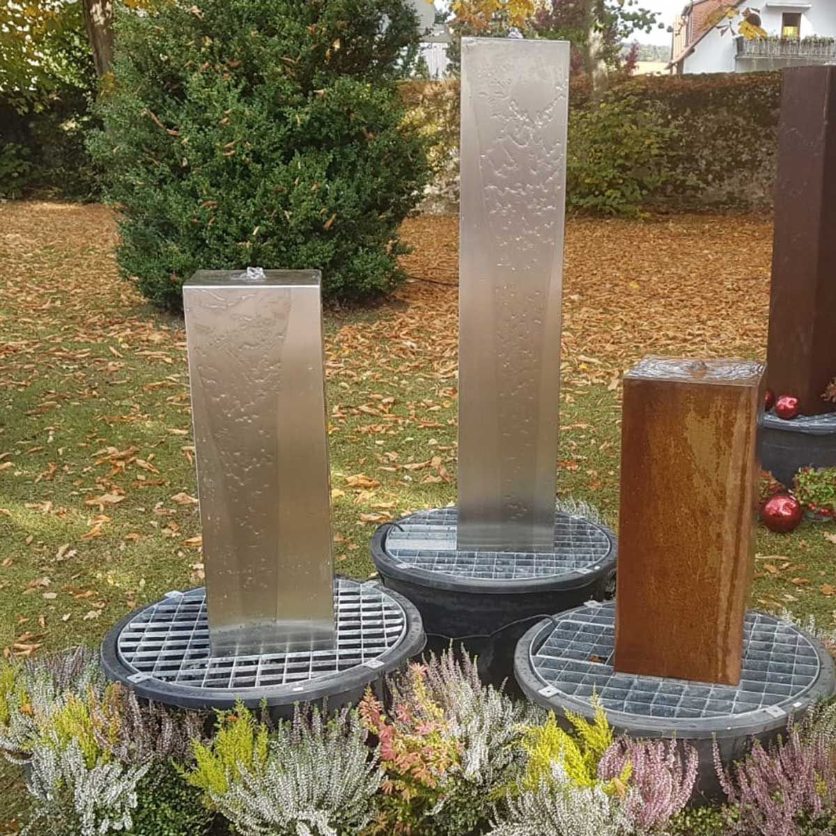 Brunnen & Kamine & Feuerstellen & Ellypsen