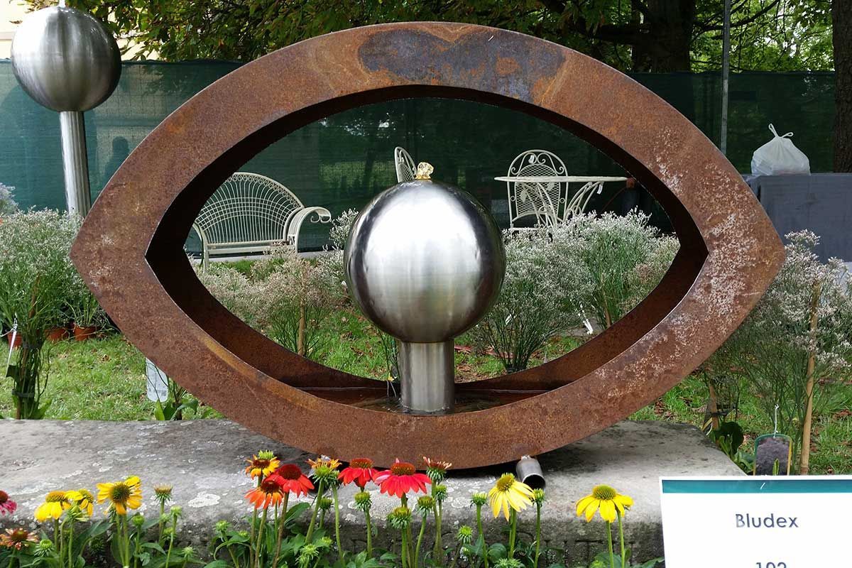 Brunnen & Kamine & Feuerstellen & Ellypsen