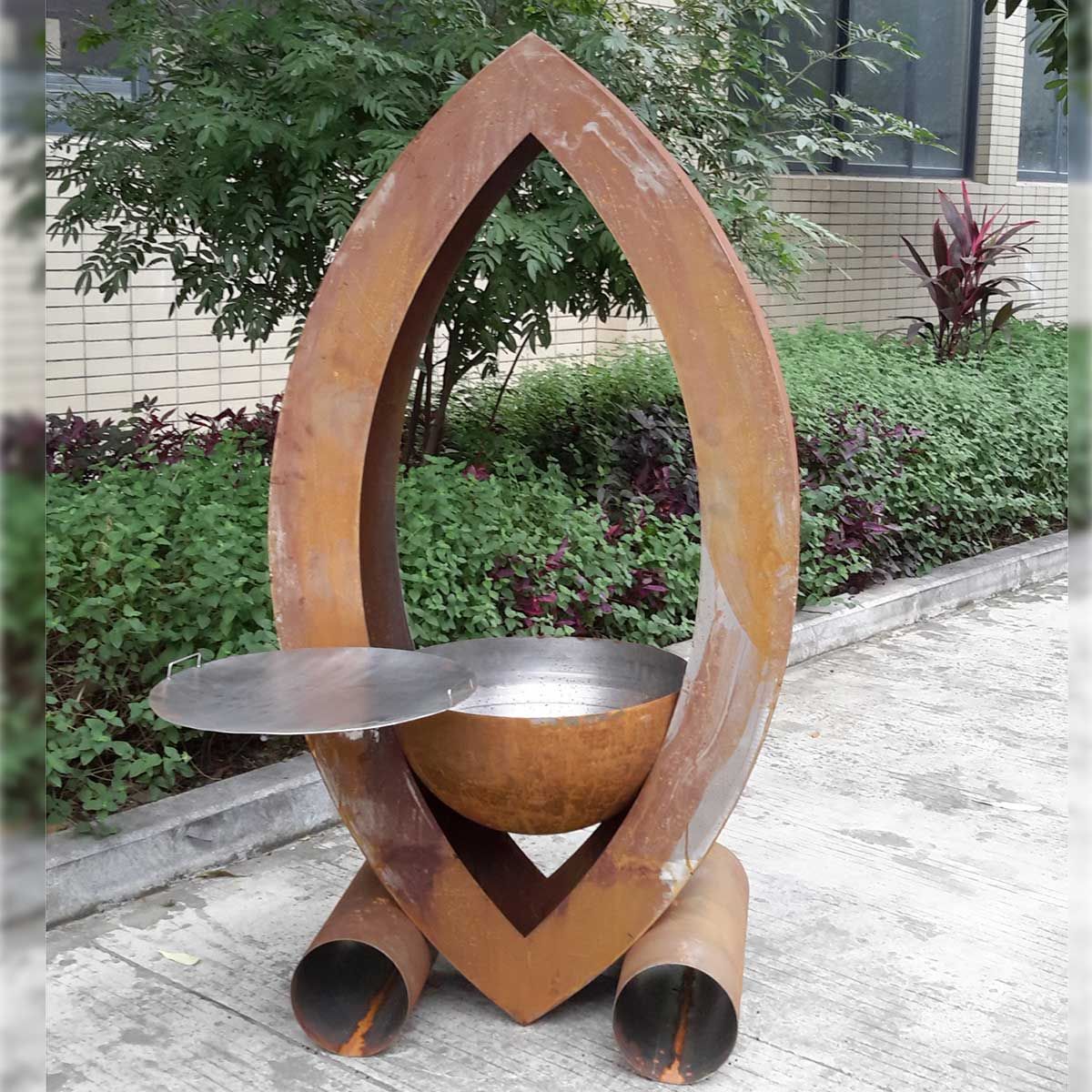 Brunnen & Kamine & Feuerstellen & Ellypsen