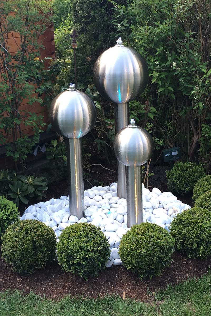 Brunnen & Kamine & Feuerstellen & Ellypsen