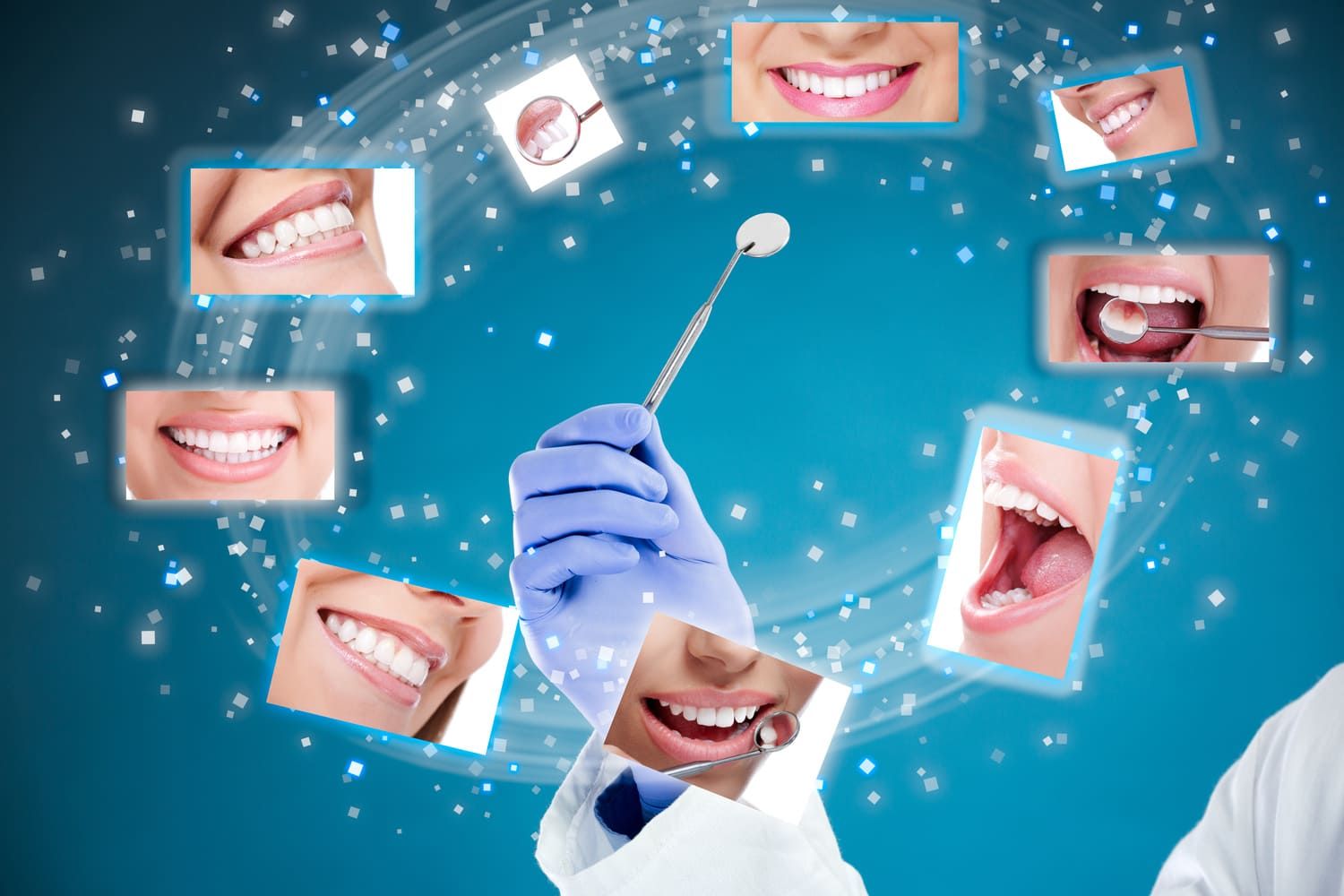 Un dentista sostiene un espejo dental en su mano rodeado de imágenes de dientes de personas.
