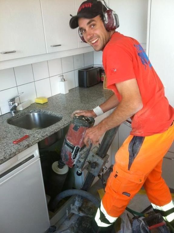 Bohren - Bircher Fräs und Bohr AG