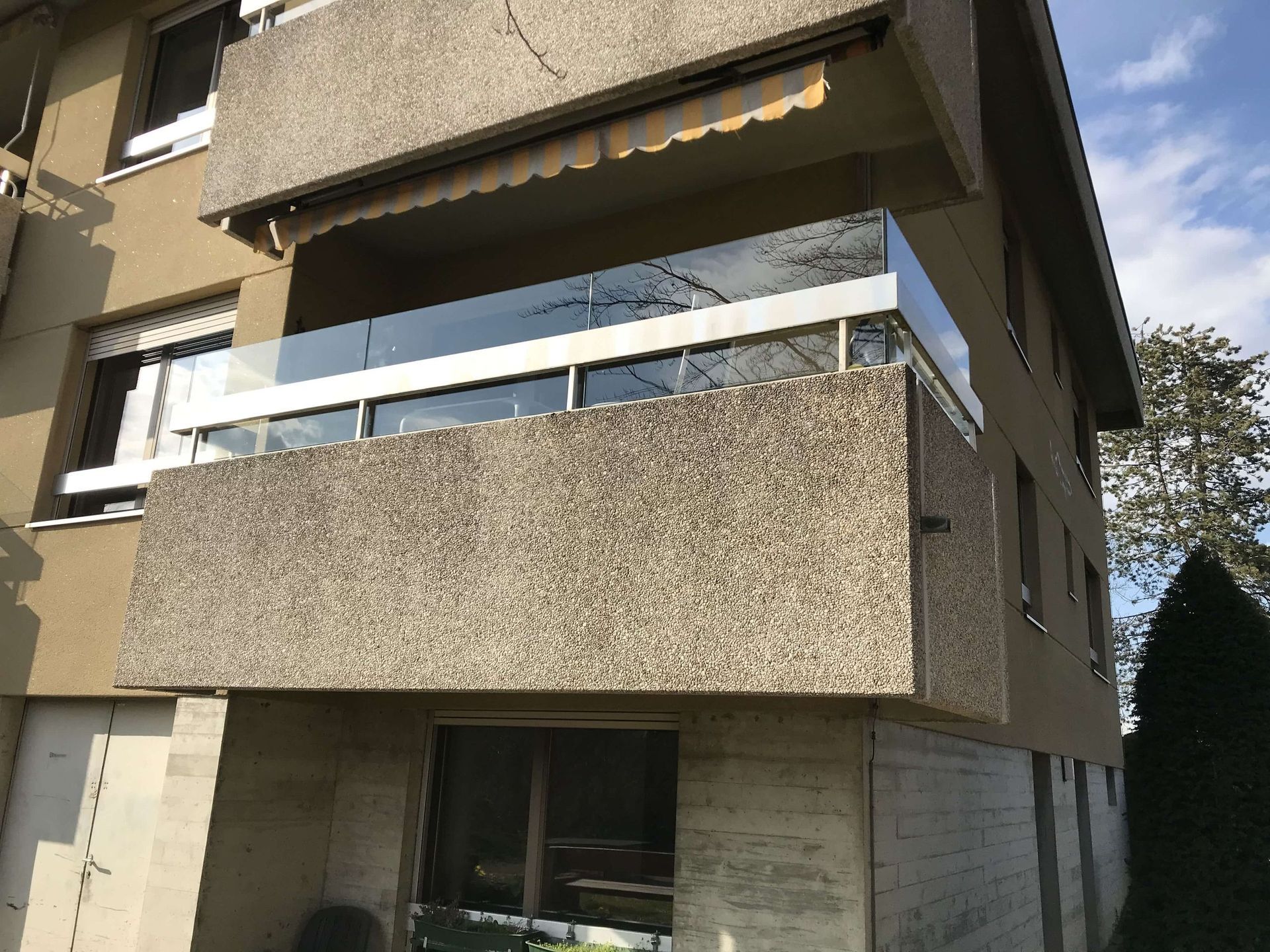 Service soigné et rapide - Vitrerie Marioni : des vitriers à Lausanne - Romanel-sur-Lausanne