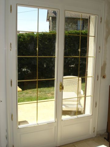 Une baie vitrée en PVC